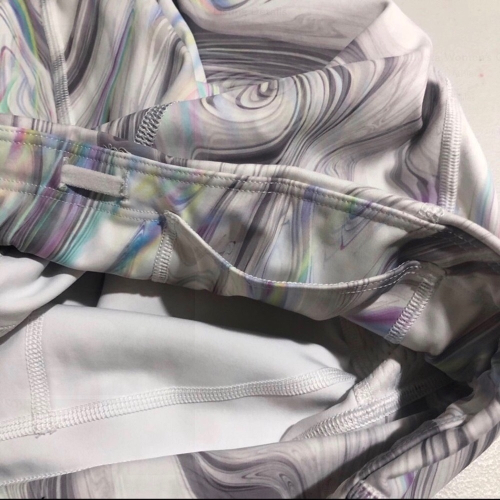 Athleta Contender Opal Capri Powerlift Leggings Size XS Pastel Pattern - Picture 12 of 12